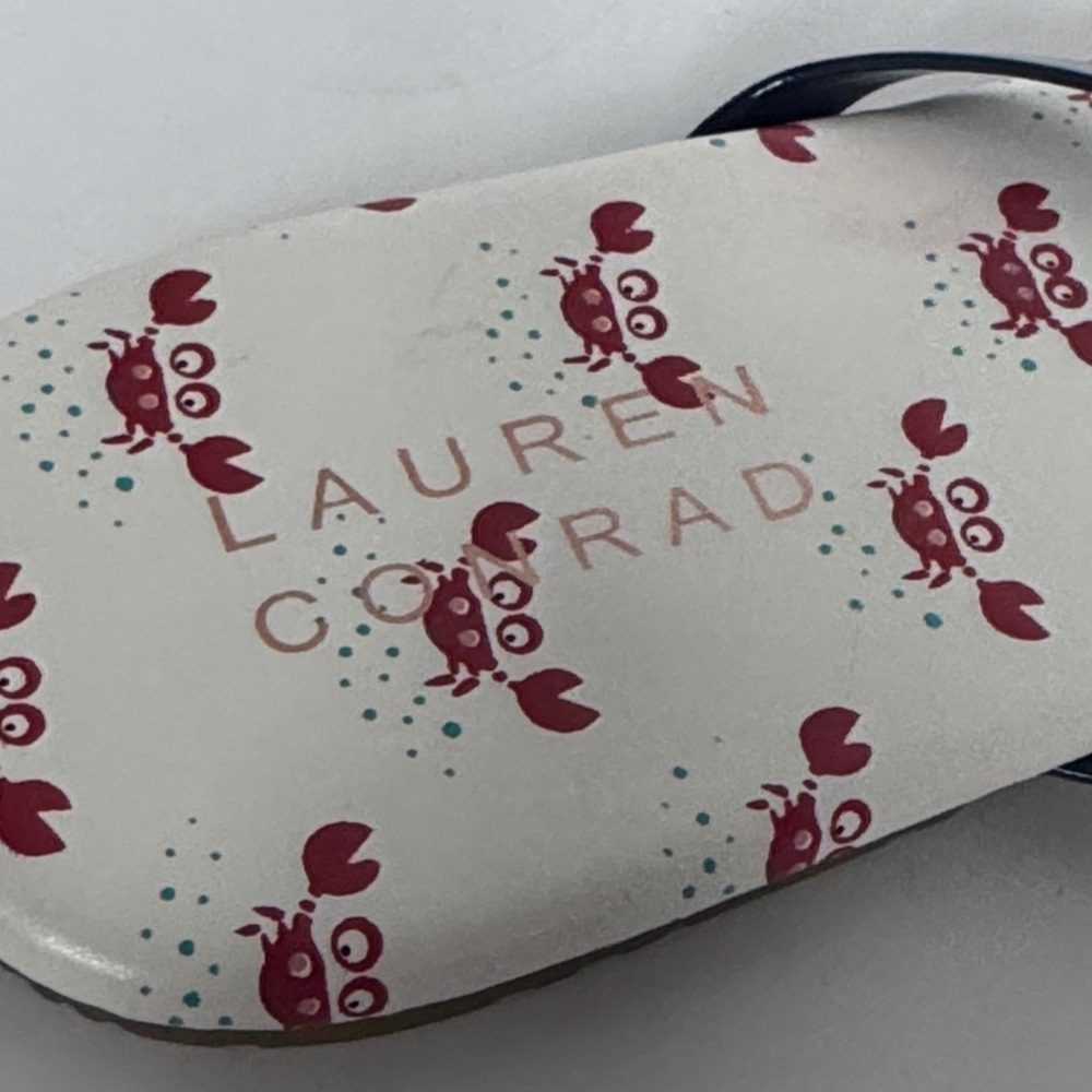 Lauren Conrad crab pattern flip flops - Picture 4 of 5
